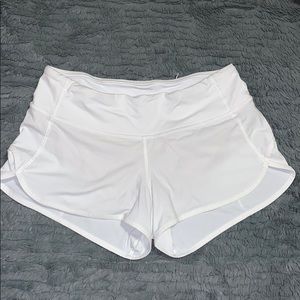 Lululemon Speed Up shorts ‘2.5